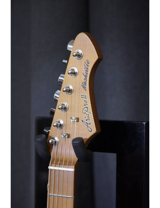 Aria® 615-MK2 Guitarra Eléctrica Nashville Telecaster® Style Flamed | Black Diamond