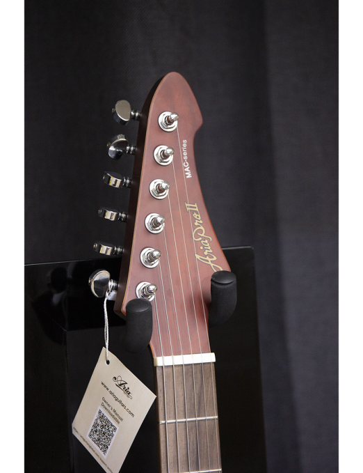Aria® MAC-DLX Guitarra Eléctrica 24F Tremolo Super Strato® | Stained Brown