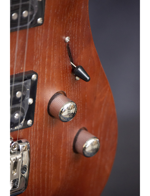 Aria® MAC-DLX Guitarra Eléctrica 24F Tremolo Super Strato® | Stained Brown