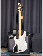 FGN® Mighty Jazz ASH DEM JMJ5 Bajo Eléctrico 5 Cuerdas Funda | T White Flat