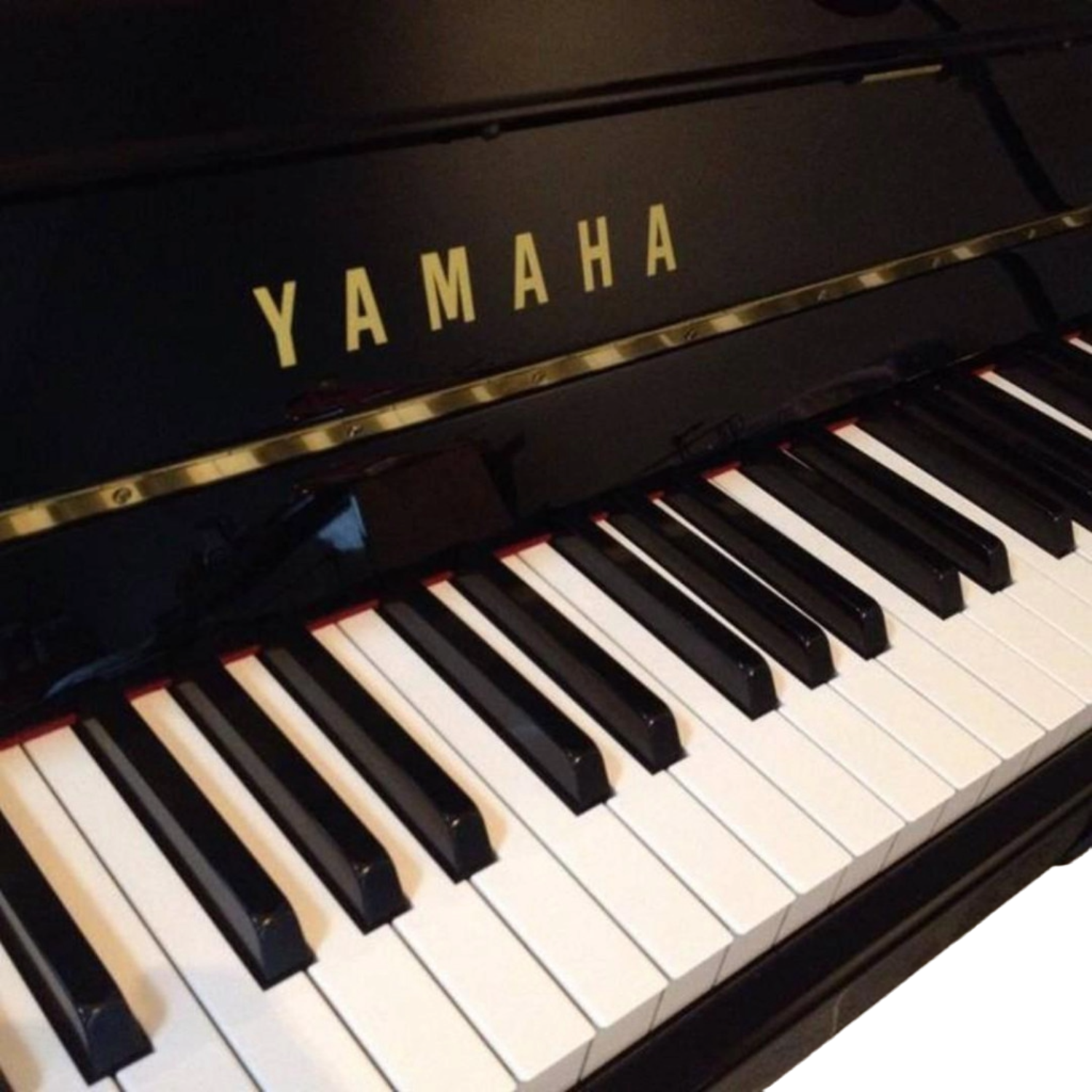 Piano acústico vertical con sillin JU109 acabado Polished Ebony - Yamaha
