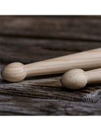 VIC FIRTH® 2B American Classic® Baquetas Punta Madera