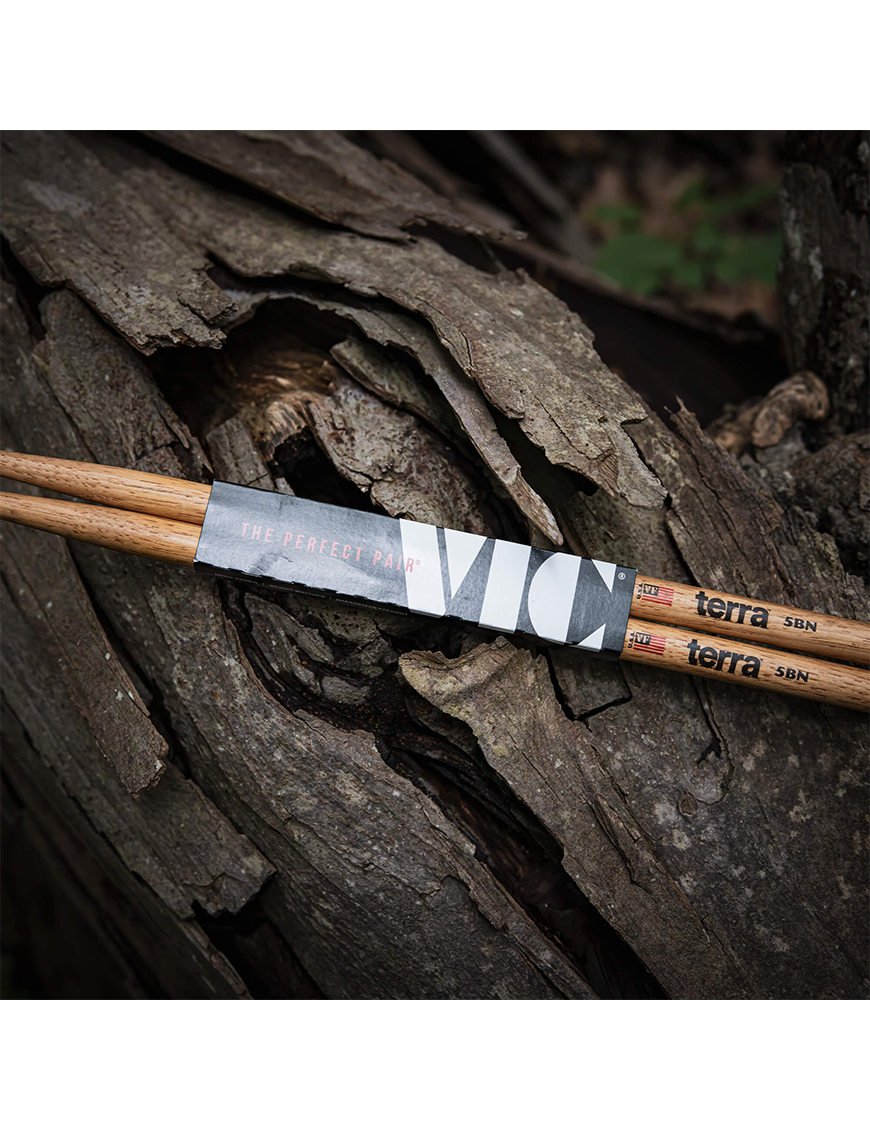 VIC FIRTH® 5BNT American Classic® Terra Baquetas Punta Nylon
